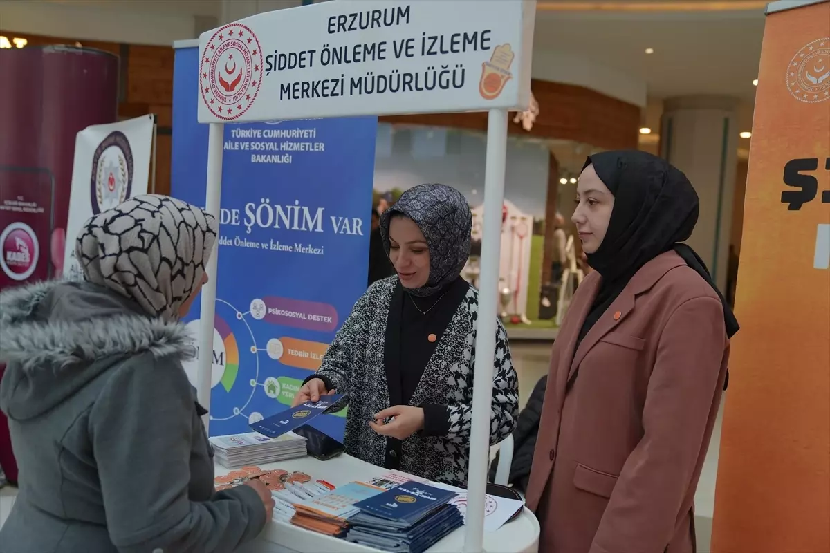 Erzurum\'da Kadına Şiddete Farkındalık Sergisi