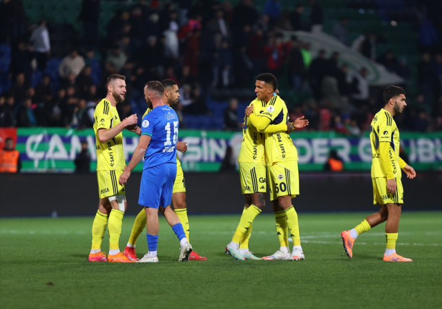 Fenerbahçe maçında canlı bahis krizi! 2-0 gerideyken kilitlediler