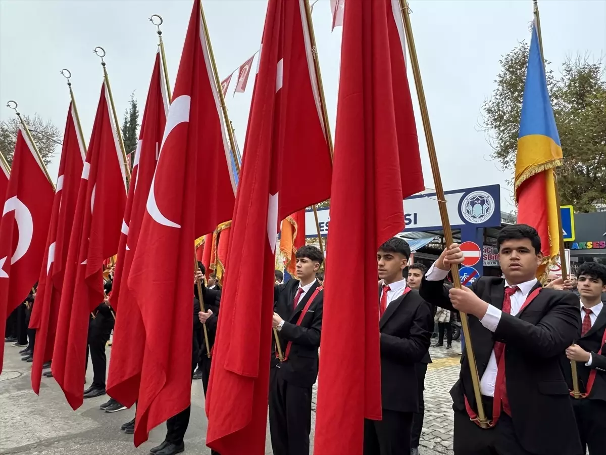 Gaziantep ve çevre illerde "24 Kasım Öğretmenler Günü" kutlandı