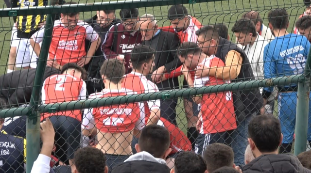 Hakemden maç esnasında hayat kurtaran müdahale