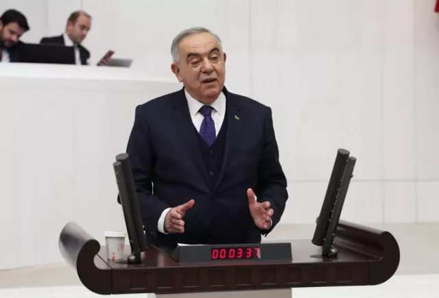 Demokrat Parti İzmir Milletvekili Haydar Altıntaş.