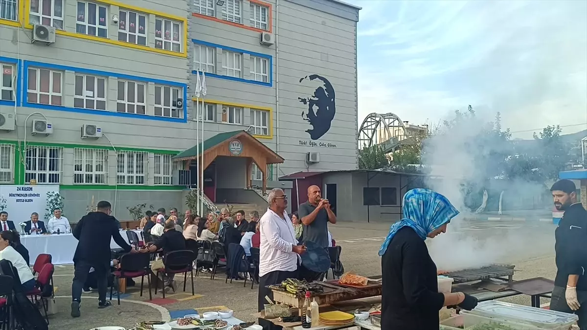 Kozan\'da Öğretmenler Günü Mangal Etkinliği