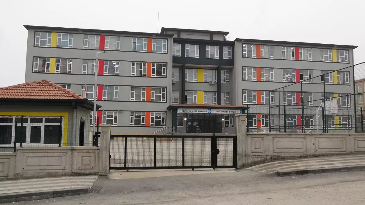 Malatya\'da 12 yaşındaki çocuk kalp krizinden öldü