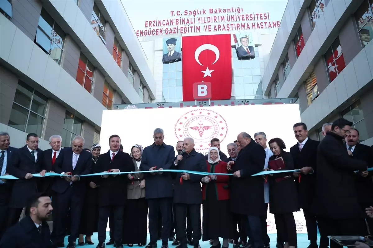 Sağlık Bakanı Memişoğlu Erzincan\'da hastane açılışında konuştu Açıklaması