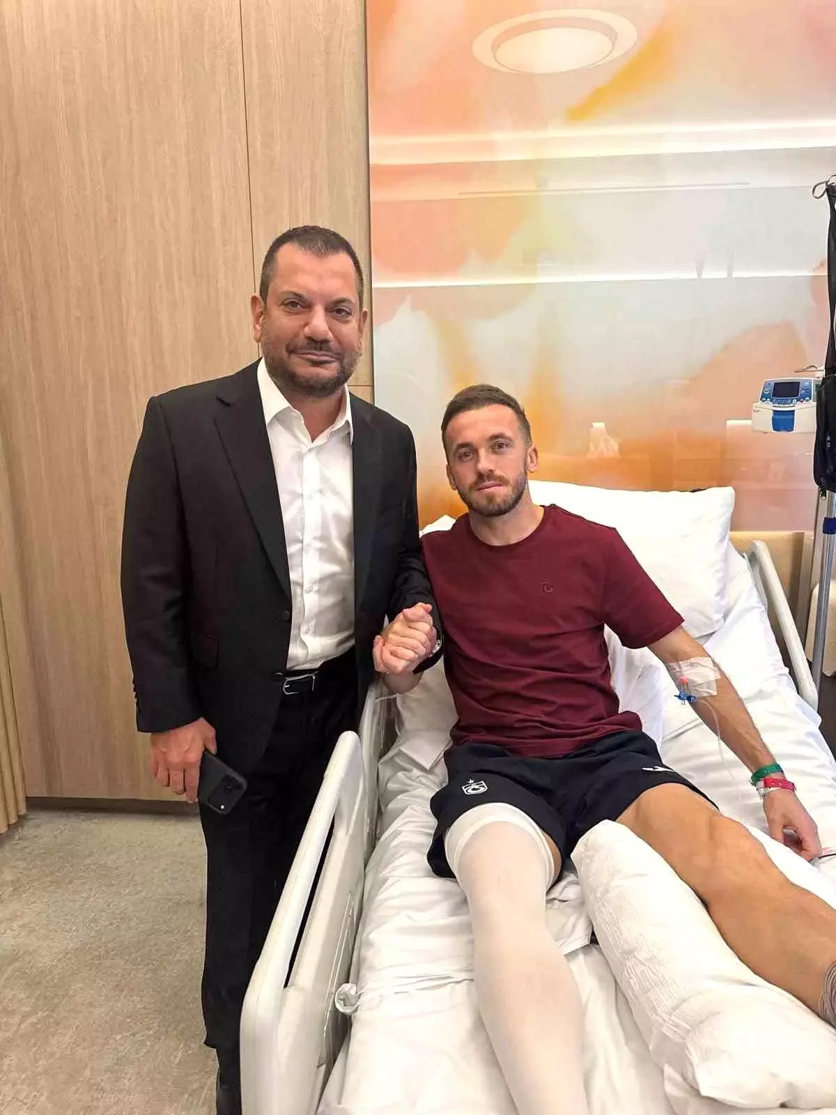 Ertuğrul Doğan\'dan Edin Visca\'ya Geçmiş Olsun Ziyareti