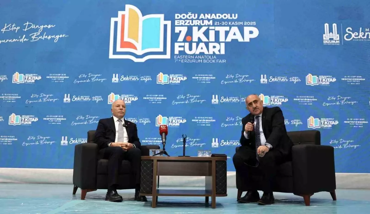 Başkan Sekmen kitapseverlerle buluştu