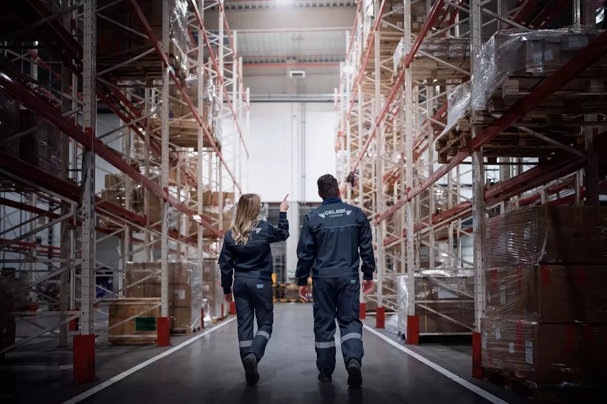 Çelebi Havacılık\'tan Yeni Üniforma Koleksiyonu