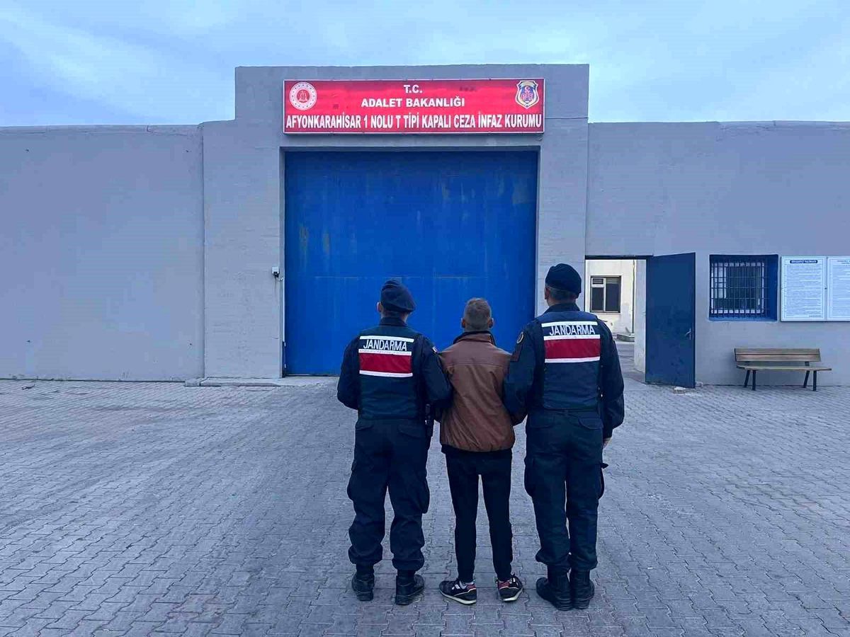 Afyonkarahisar\'da 43 Şahıs Yakalandı