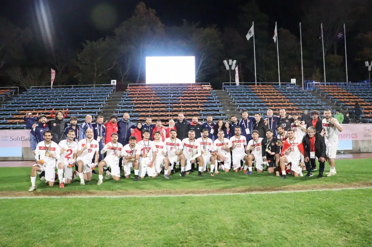 Türkiye İşitme Engelliler, Şampiyonlukla Döndü