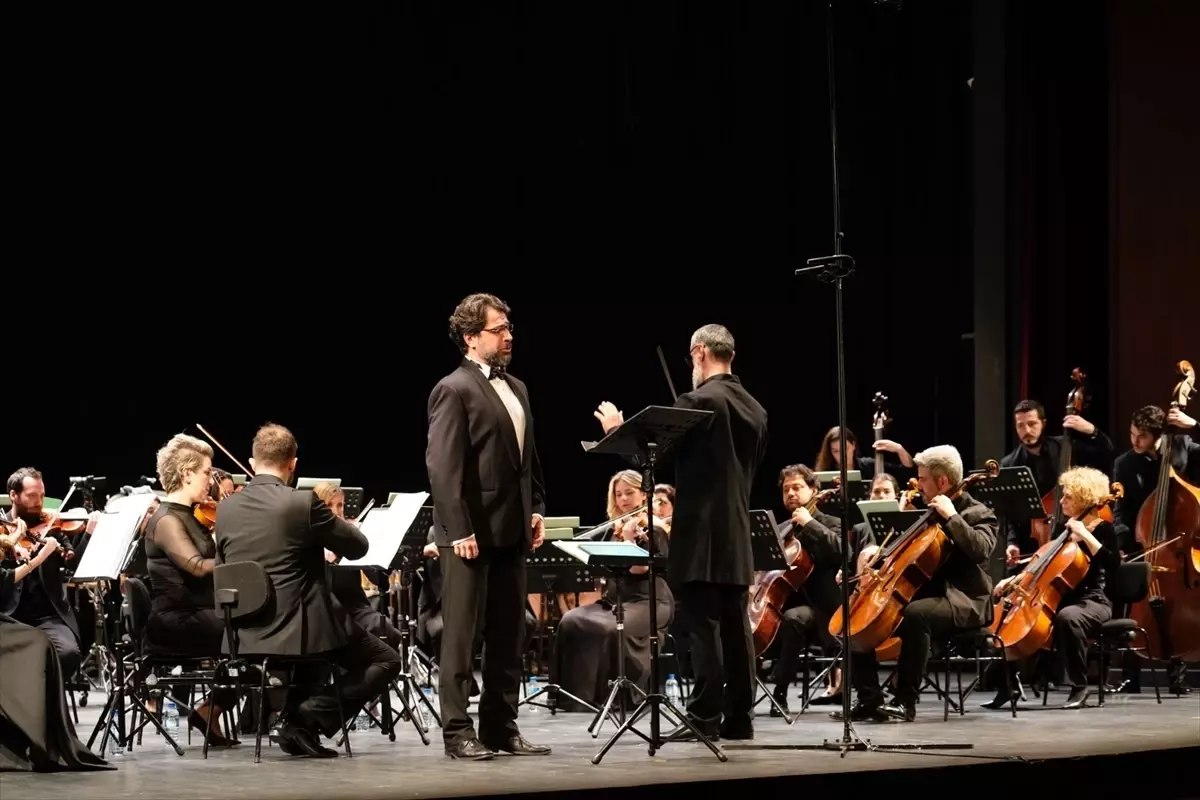 Gedik Filarmoni Orkestrası Kadıköy\'de Konser Verdi
