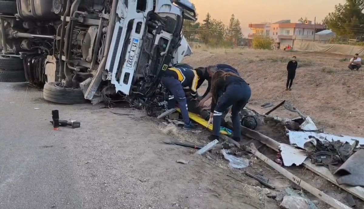 Kızıltepe\'de Trafik Kazası: 16 Yaşındaki Genç Hayatını Kaybetti