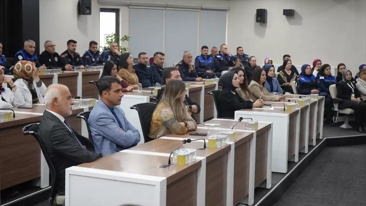 Niğde\'de Kadına Yönelik Şiddet Eğitimi