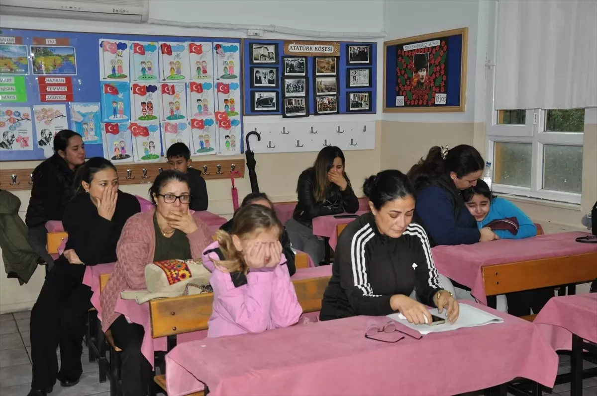 Öğretmenler Günü\'nde Trafik Kazası: Gülşen Tınas Hayatını Kaybetti