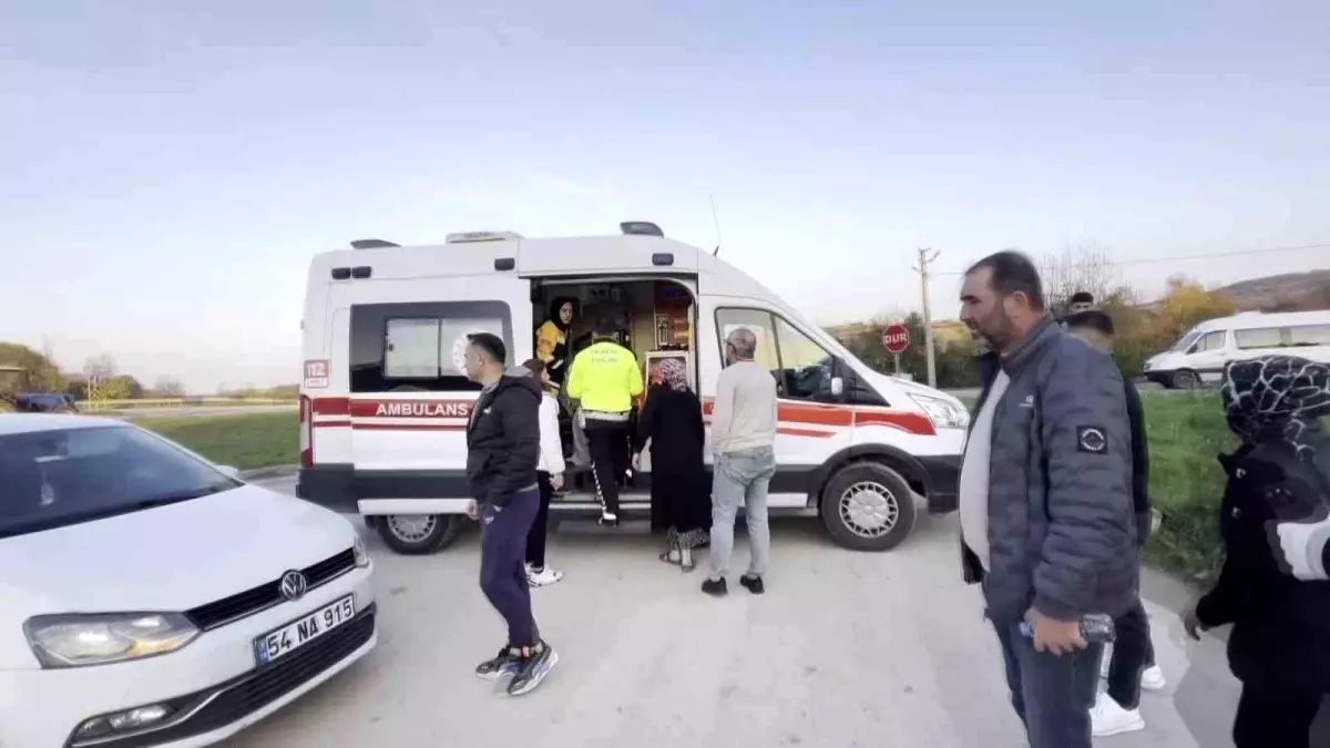 Sakarya\'da Trafik Kazası: 2 Yaralı