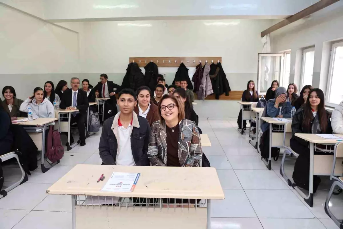 Gaziantep\'te LGS ve YKS için Deneme Sınavı Heyecanı