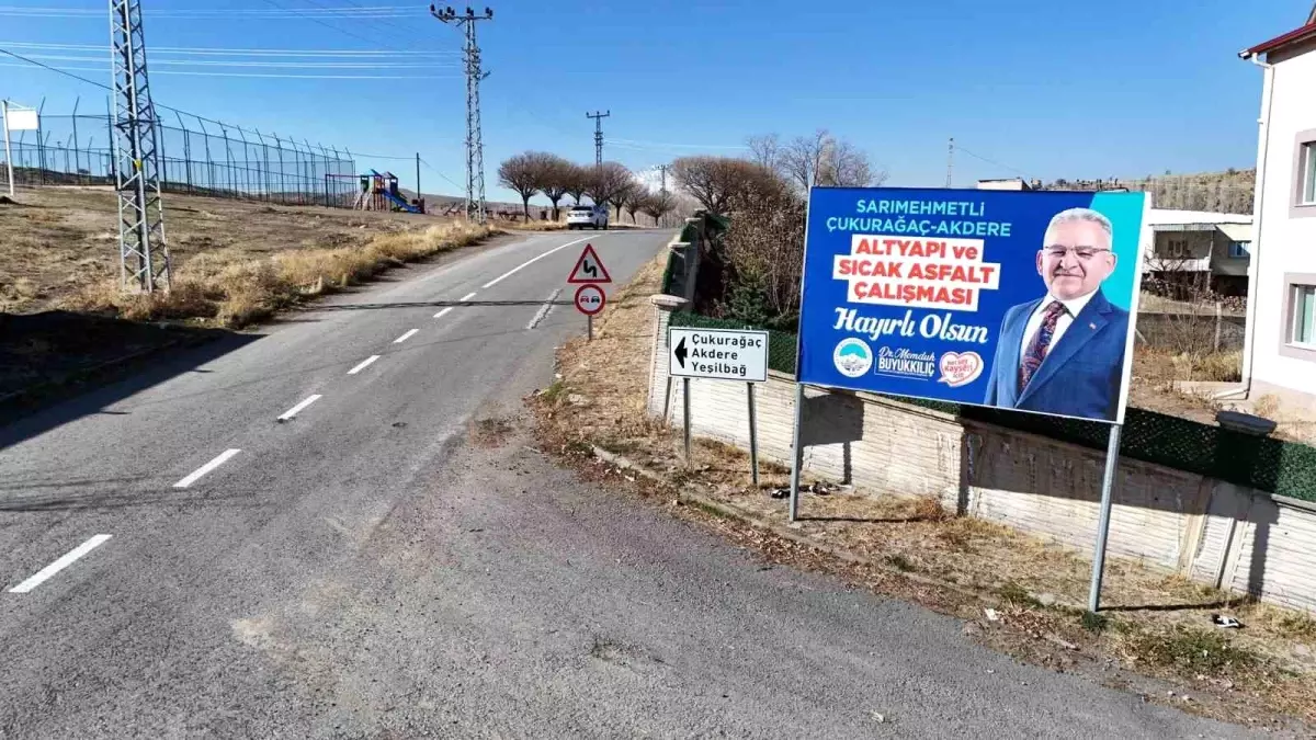 Kayseri\'de Tomarza İlçesi Mahallelerine Sıcak Asfalt Çalışması Tamamlandı