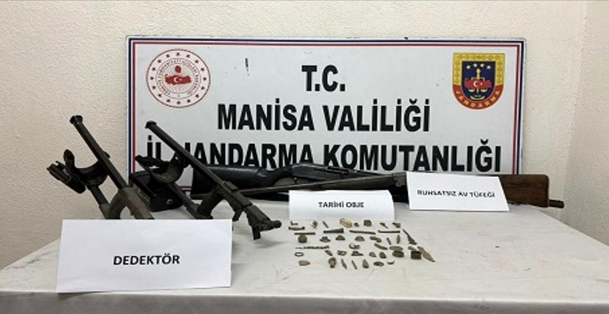 Manisa\'da Tarihi Eşya Kaçakçılığı Operasyonu