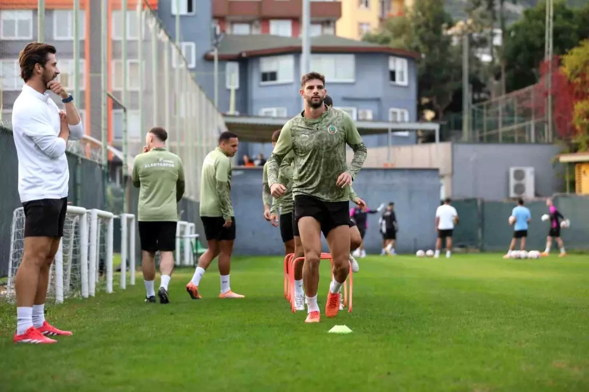 Alanyaspor, Samsunspor Maçına Hazırlanıyor