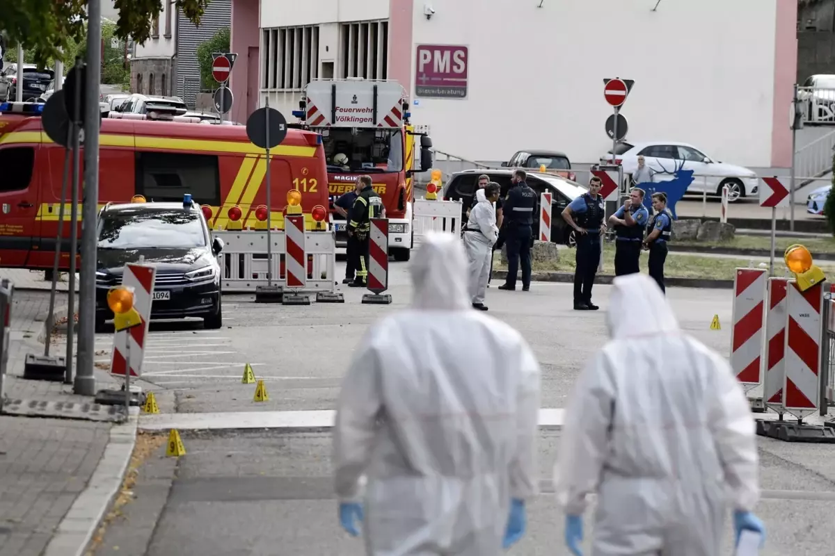 Almanya\'da aile katliamı: 4 kişiyi öldürüp intihar etti