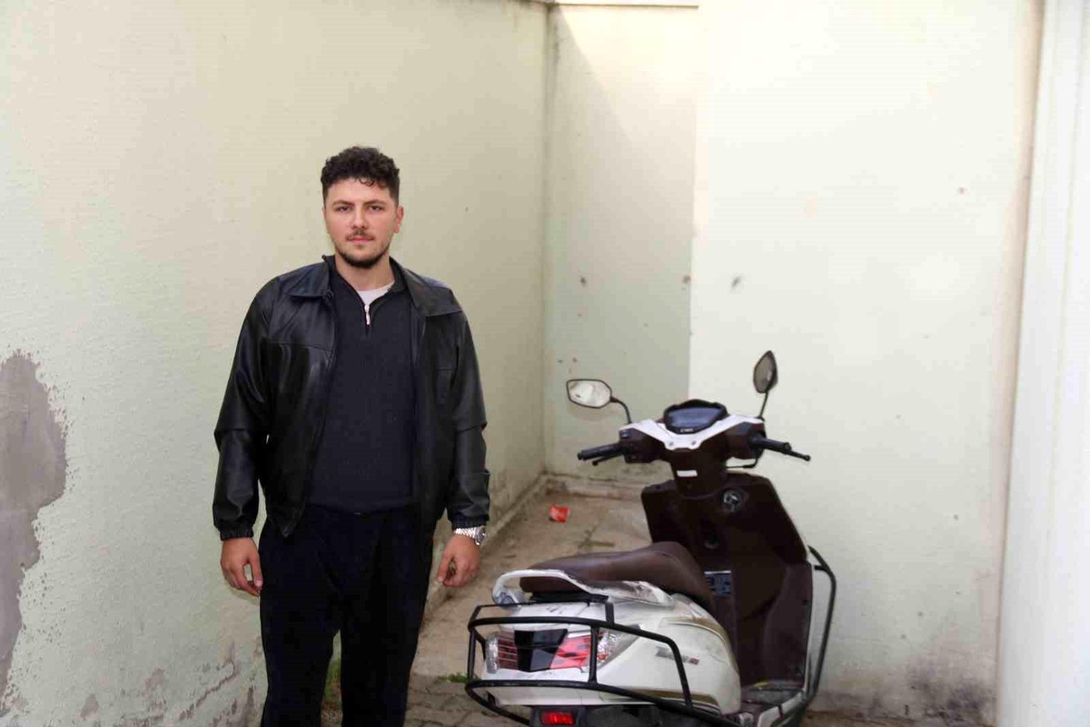 Eskişehir\'de Motosiklet Hırsızlığı Kamere ile Belgelendi