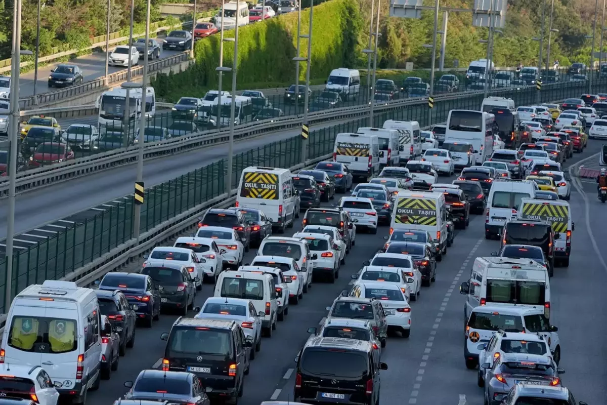 Araç sahiplerine güzel haber! Akaryakıta çifte indirim gelebilir