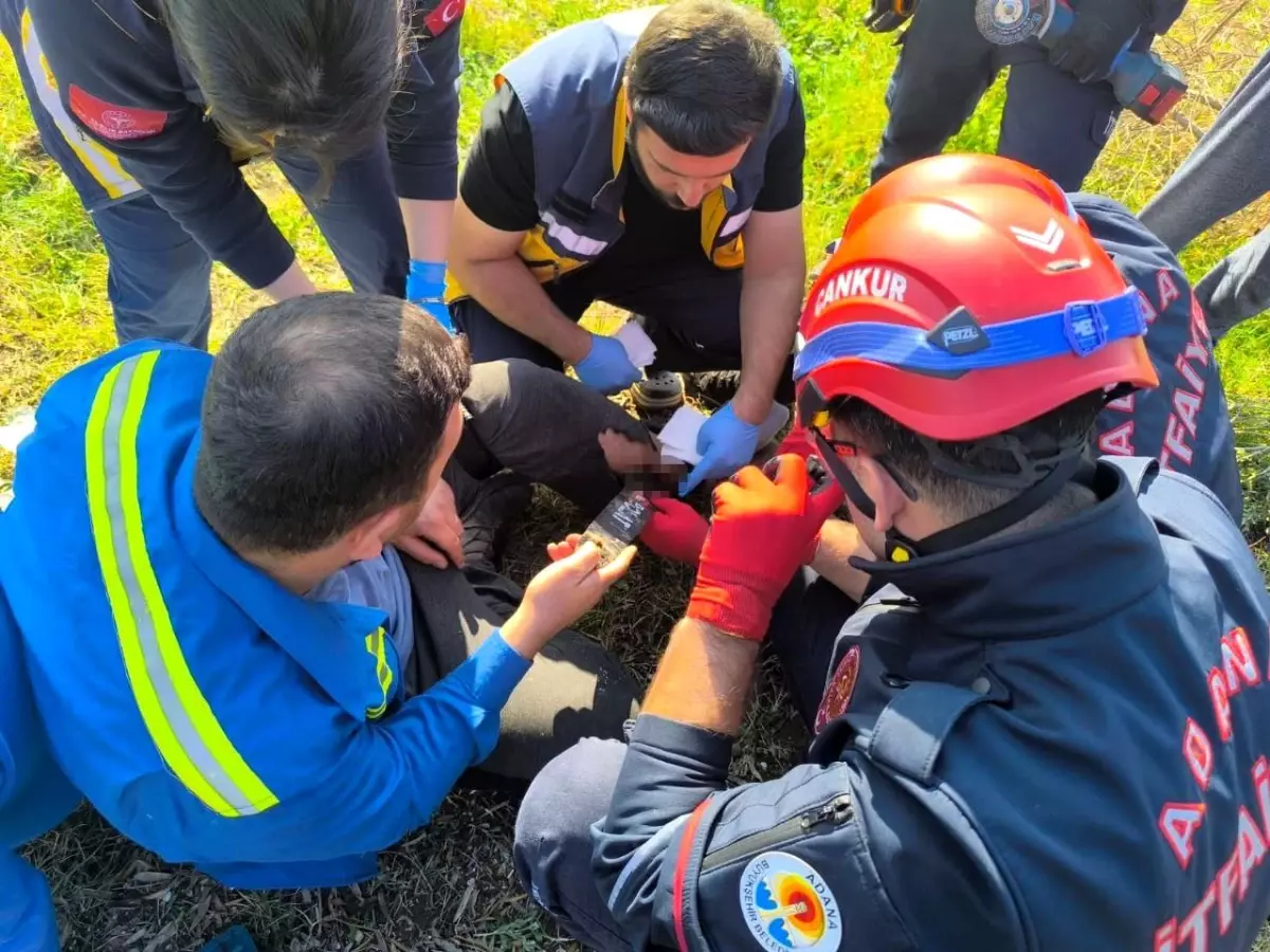 Ceyhan\'da Testereye Sıkışan Adam Kurtarıldı