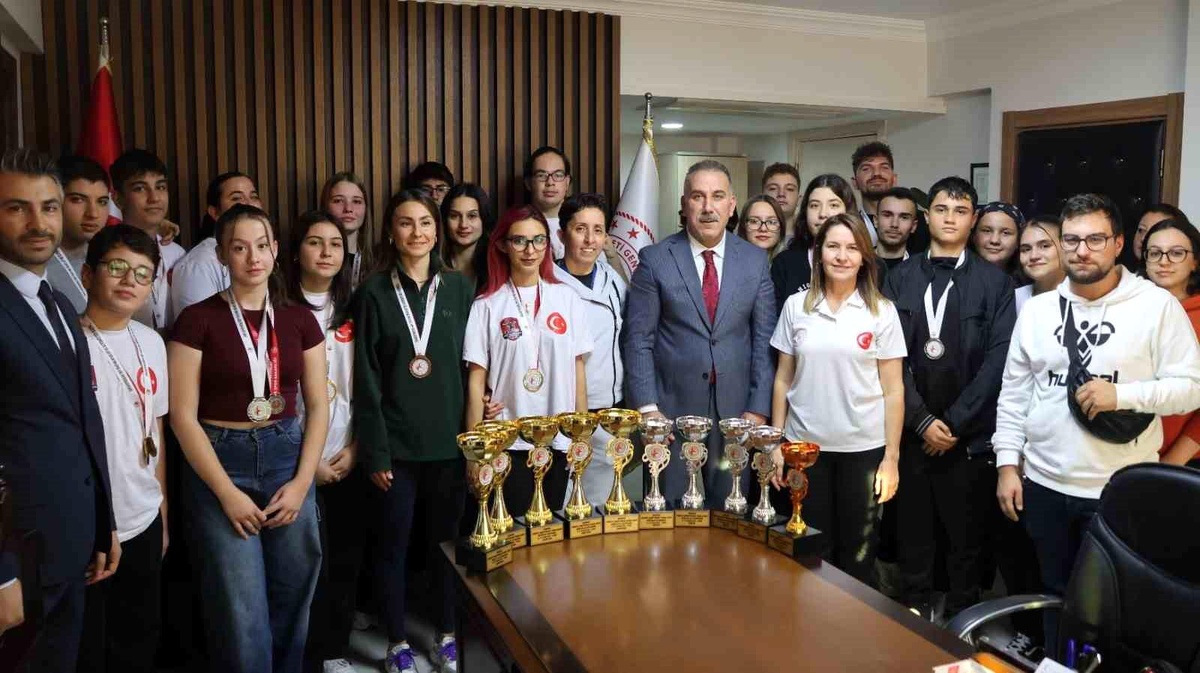 Aydın Hemsball Şampiyonası\'nda Başarı