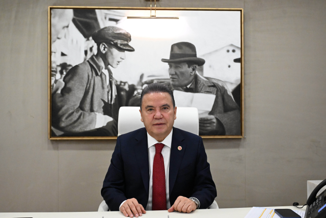 Cezaevindeki Muhittin Böcek gece acil olarak hastaneye kaldırıldı