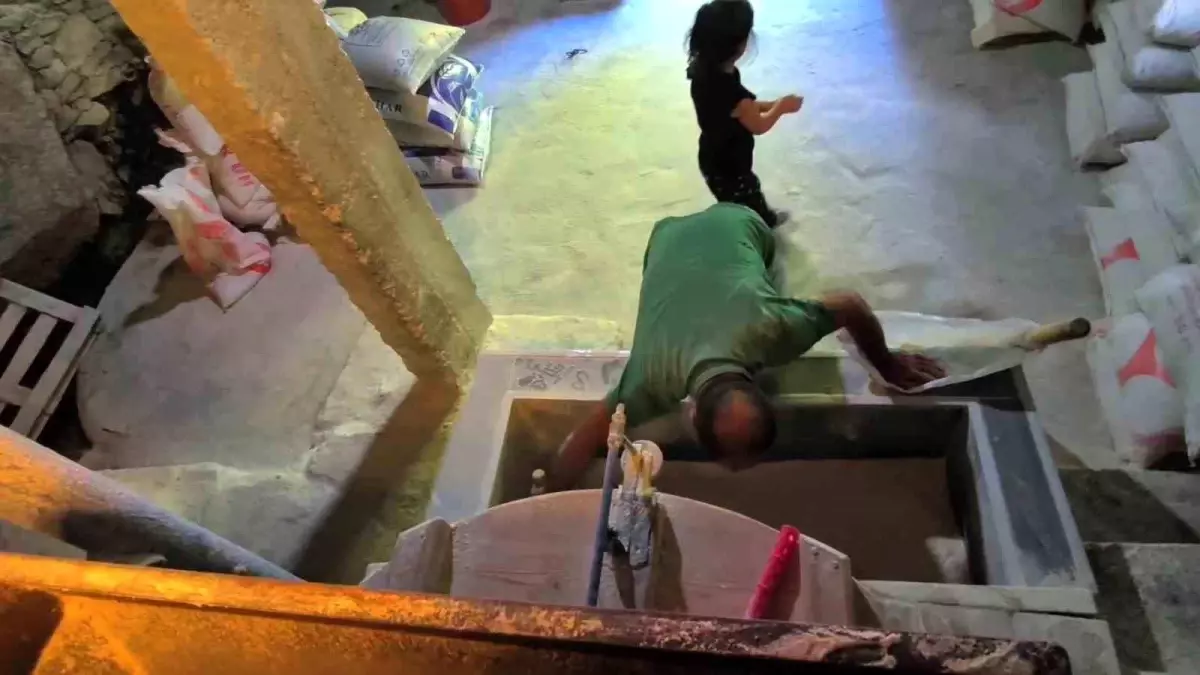 Asırlık Su Değirmeni Gelenekleri Yaşatıyor