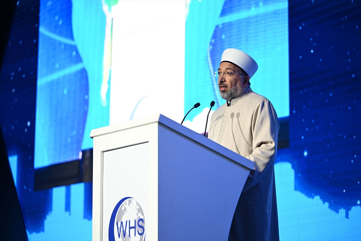Diyanet İşleri Başkanı Arpaguş, 11. Dünya Helal Zirvesi\'nde konuştu Açıklaması
