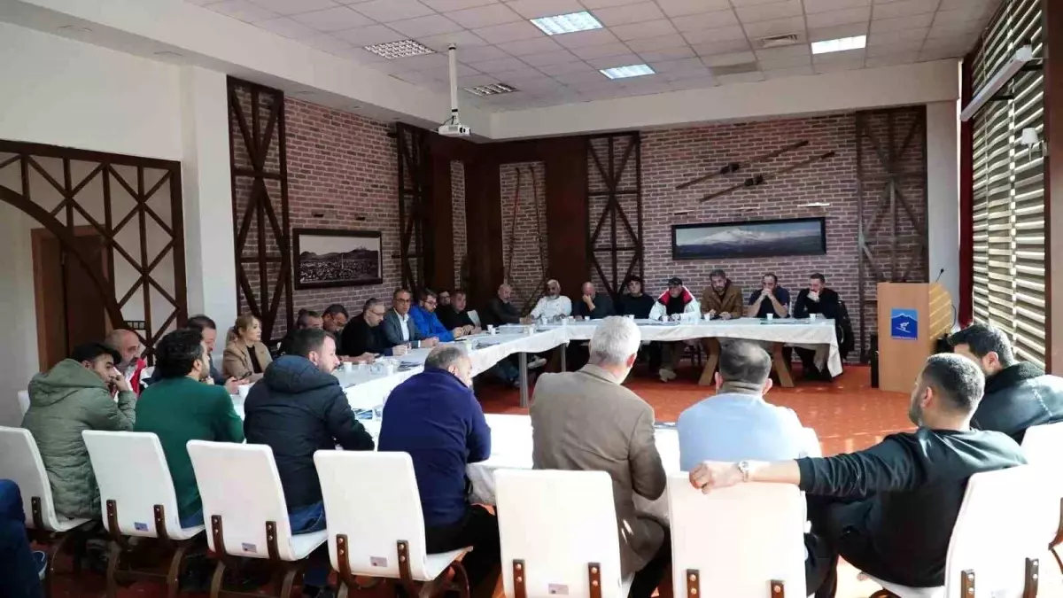 Erciyes\'te Esnafla Sezon Değerlendirmesi