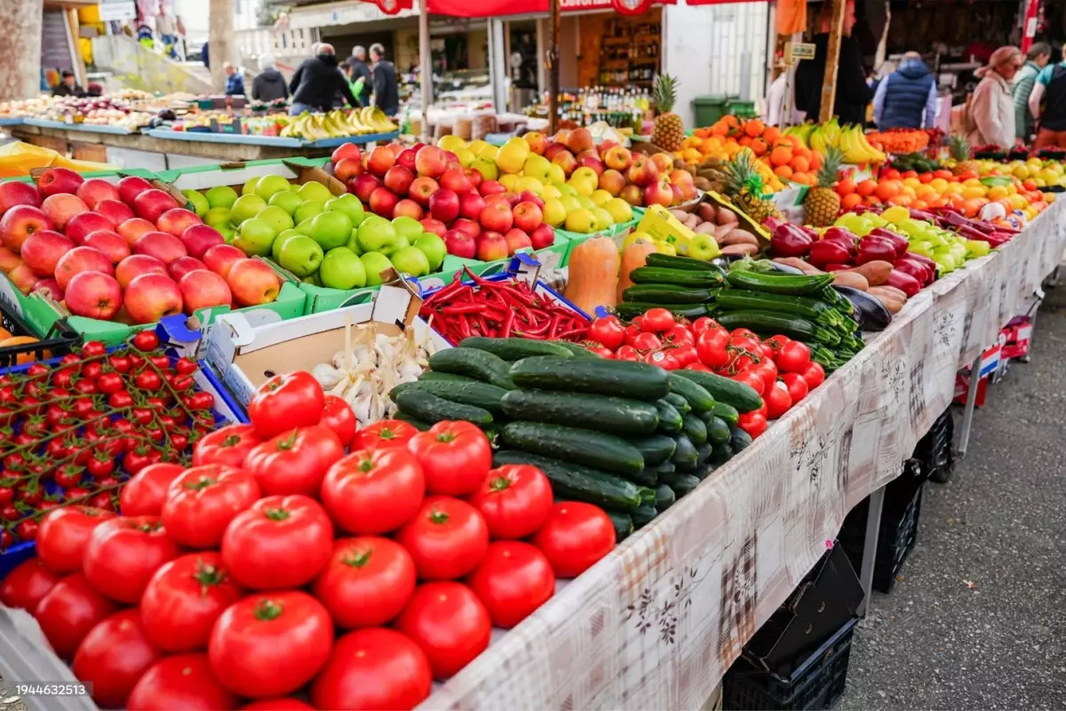 Hal Kanunu yılbaşında Meclis\'e geliyor! Sebze ve meyvede fiyatlar düşecek