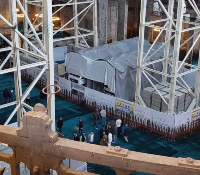 İlber Ortaylı'yı küplere bindiren görüntü: Yapı çökerse dünya faturayı Türklere çıkaracak