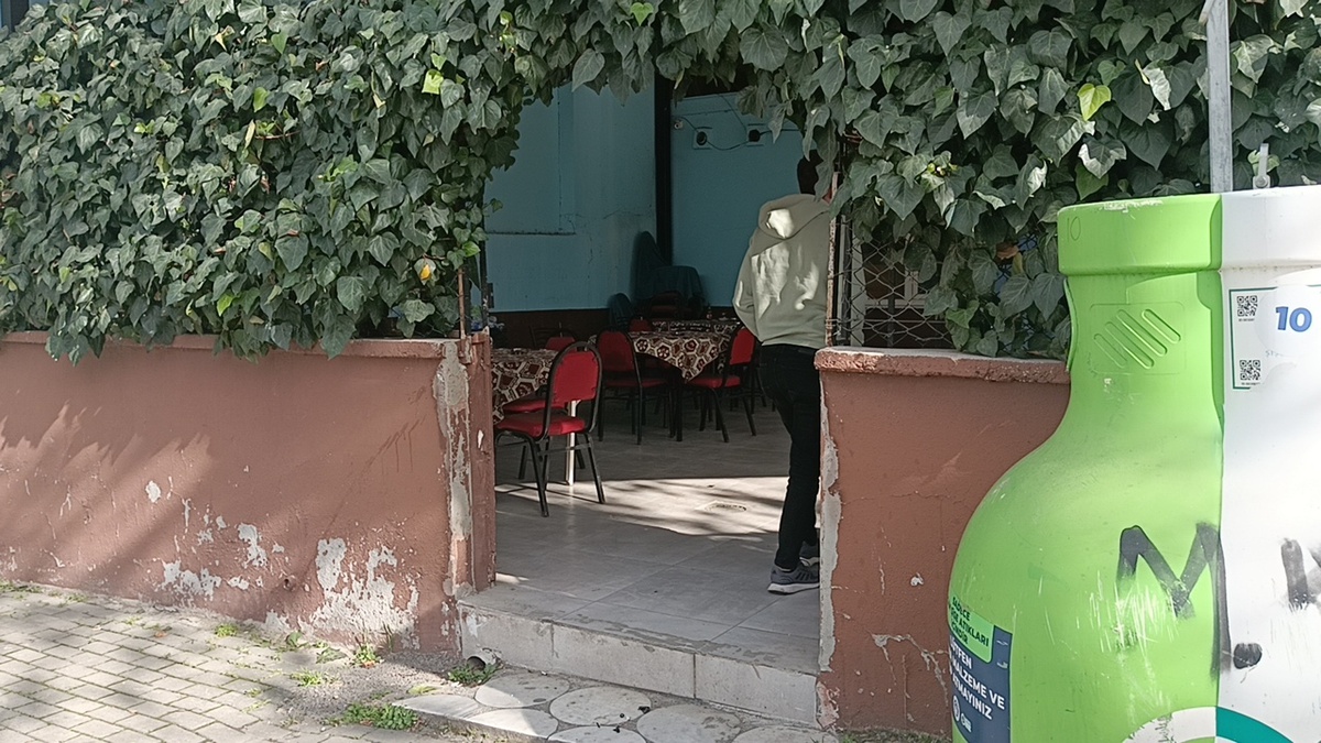 Bursa\'da Kahvehanede Saldırı
