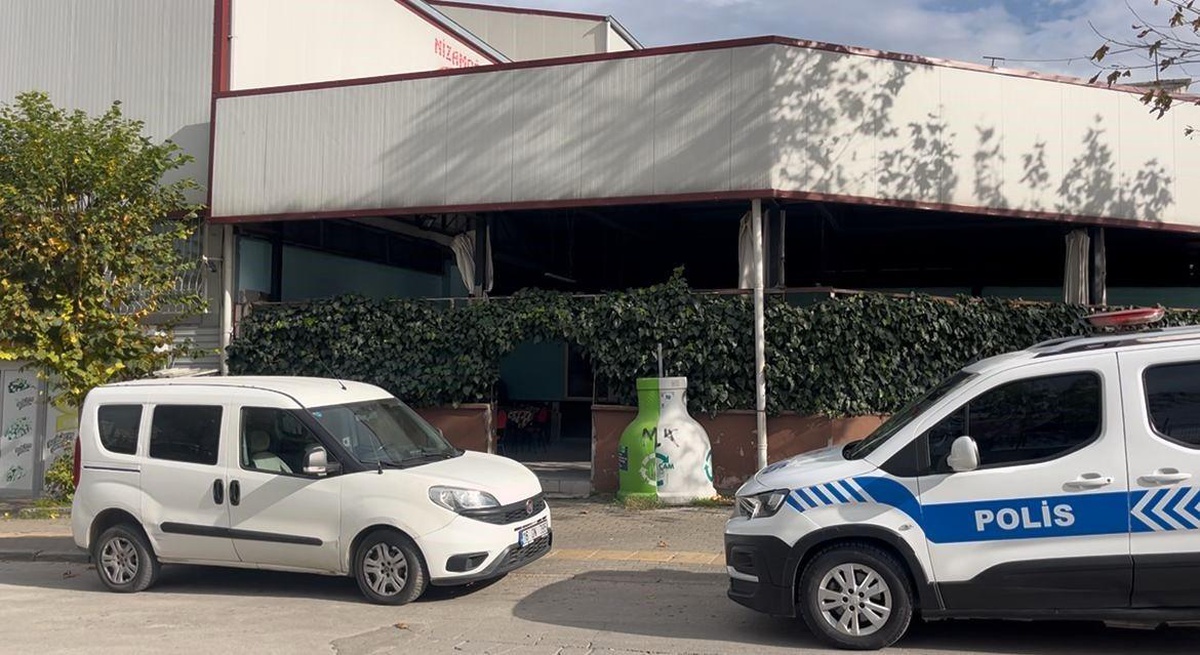 Bursa\'da Kahvehanede Silahlı Saldırı