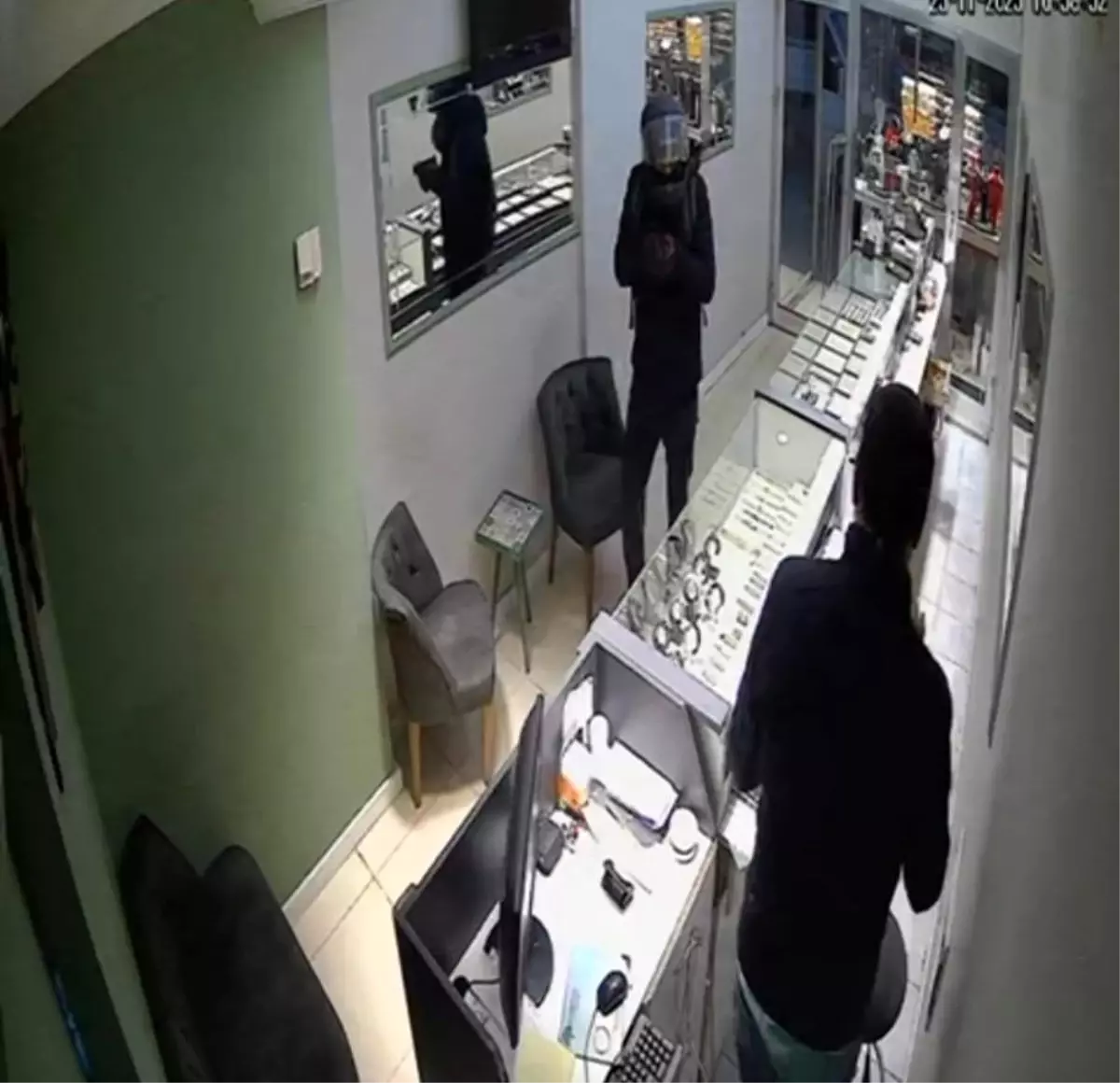 Fatsa\'da Kuyumcuda Silahlı Soygun