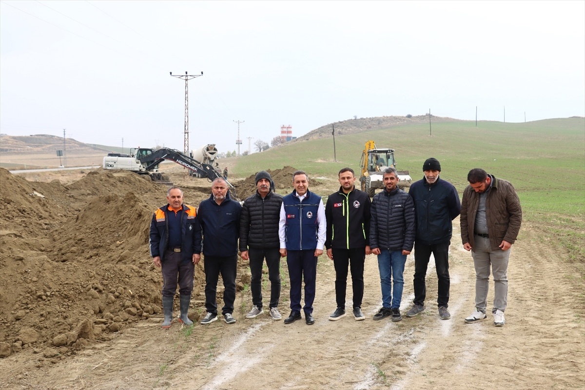 Sungurlu\'da Su Hattı Yenileniyor