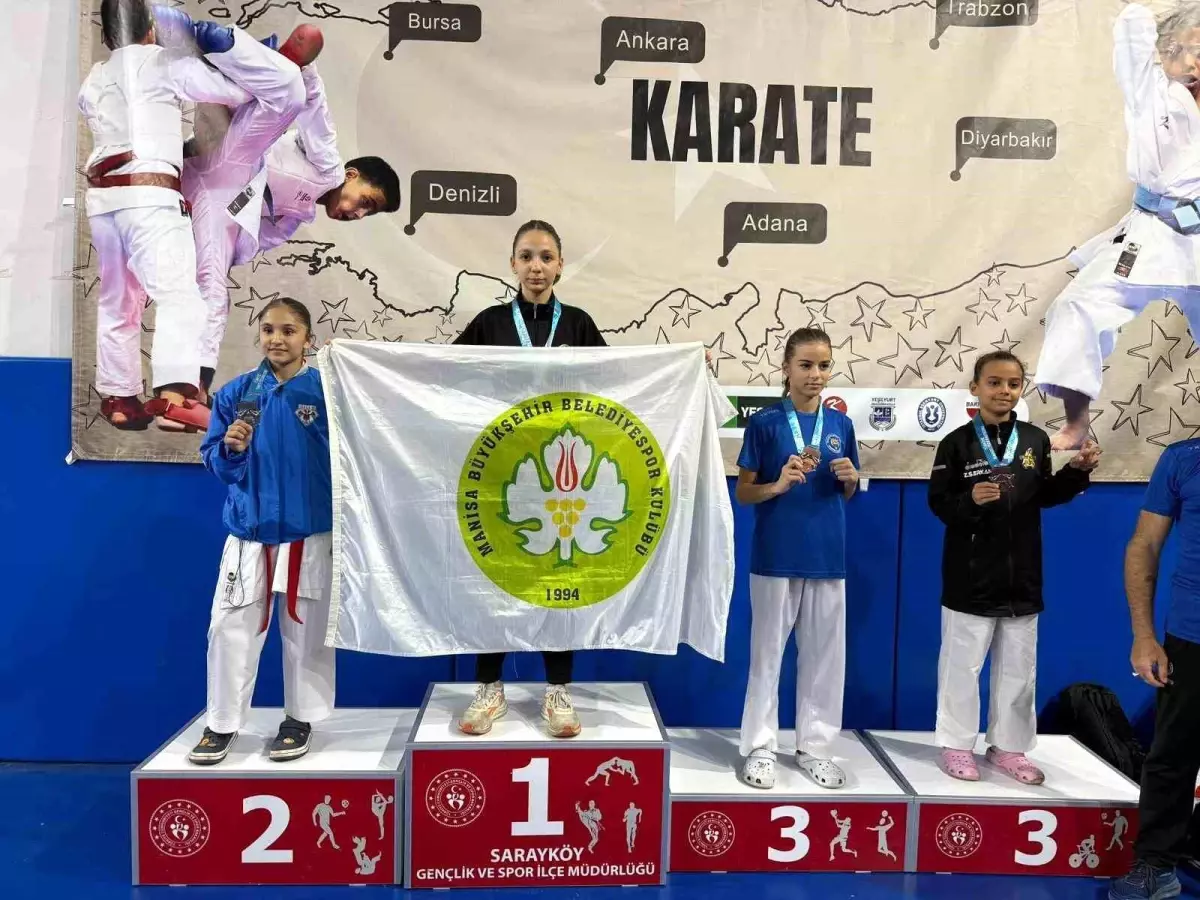 Manisa BBSK, Türkiye Yıldızlar Ligi\'nde 53 Madalya Kazandı