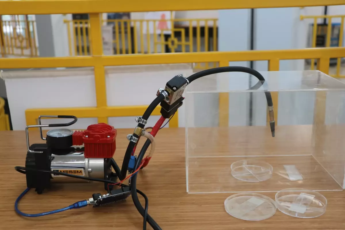 Biyomedikal Öğrencilerden Yenilikçi Sistem