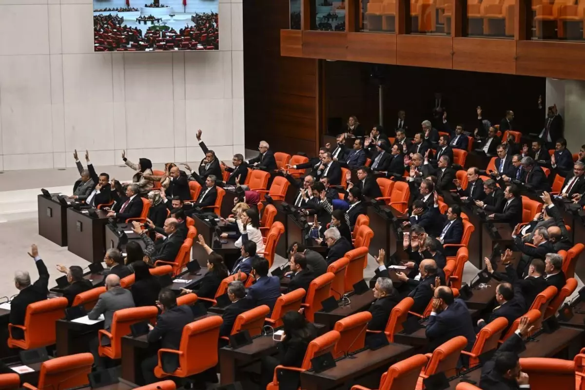 11. Yargı Paketi Meclis Başkanlığı\'na sunuldu! 55 bin mahkum için tahliye yolu