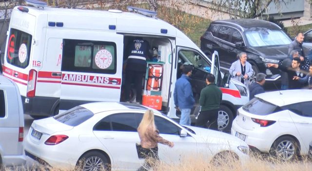 Ankara'da aile mahkemesindeki duruşma sonrası adliye önünde iki taraf arasında bıçaklı kavga