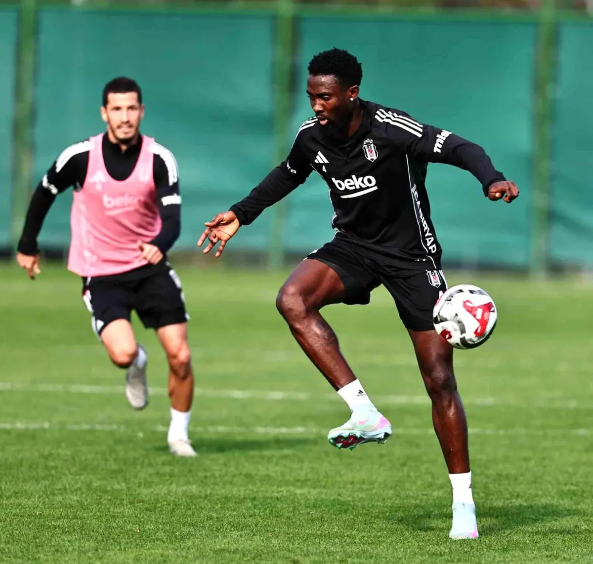 Beşiktaş, Karagümrük Maçına Hazırlanıyor