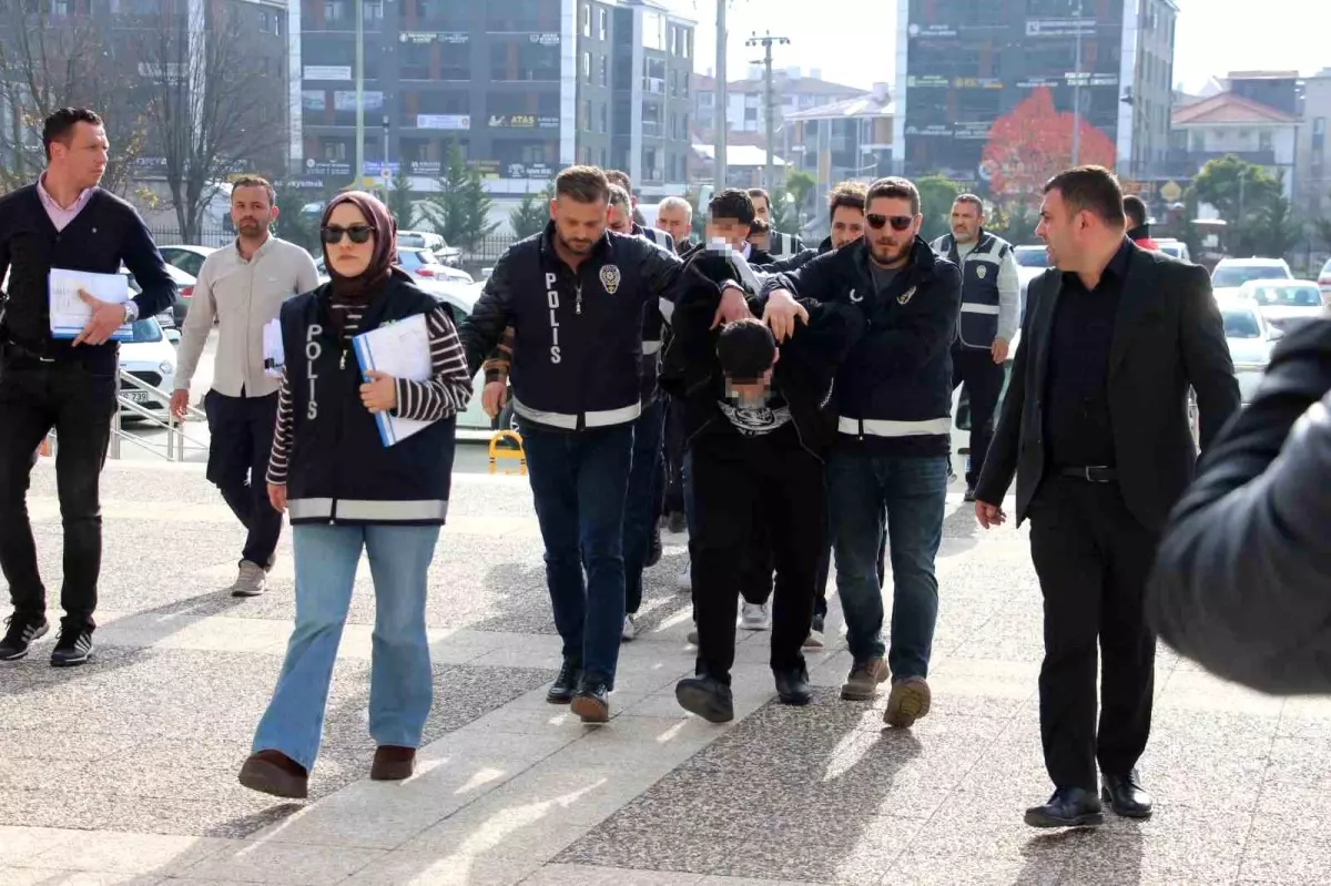 Bolu\'da Dolandırıcılara Operasyon