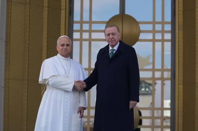 Cumhurbaşkanı Erdoğan, Papa 14. Leo'yu resmi törenle karşıladı