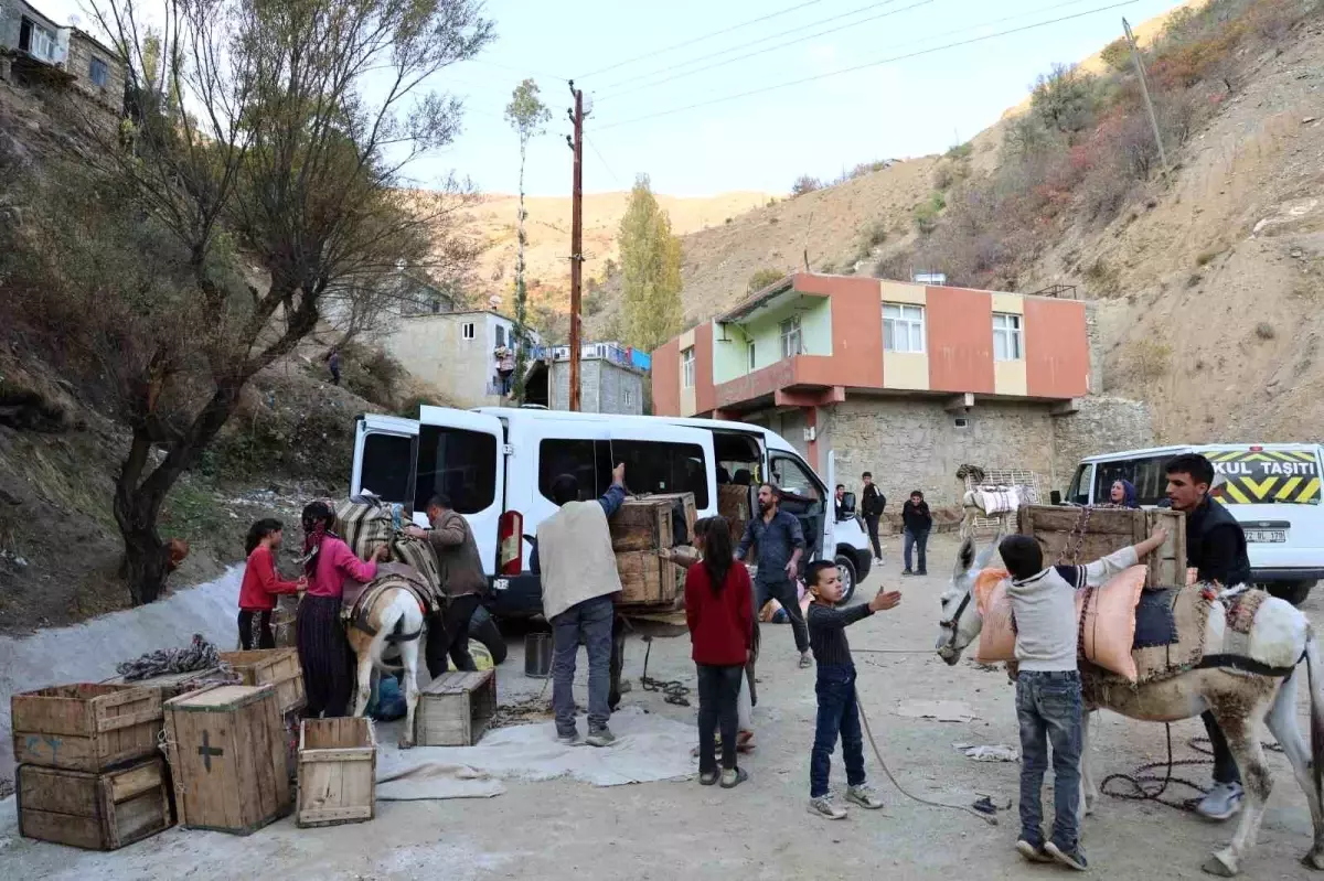 Diyarbakır\'da Eşeklerle Ulaşım