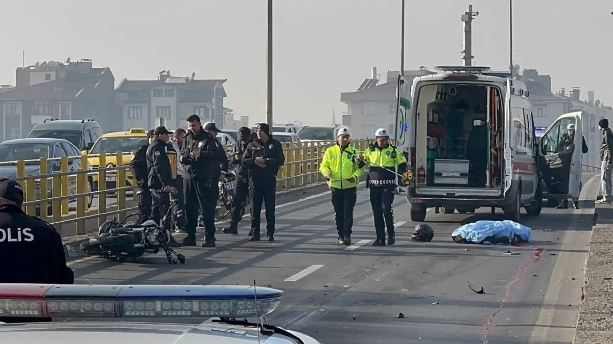 TIR\'ın Altında Kalan Öğrenci Hayatını Kaybetti