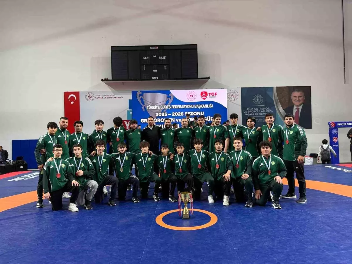 Kayseri Şekerspor, Grekoromen Güreş Yıldızlar Ligi Şampiyonu Oldu