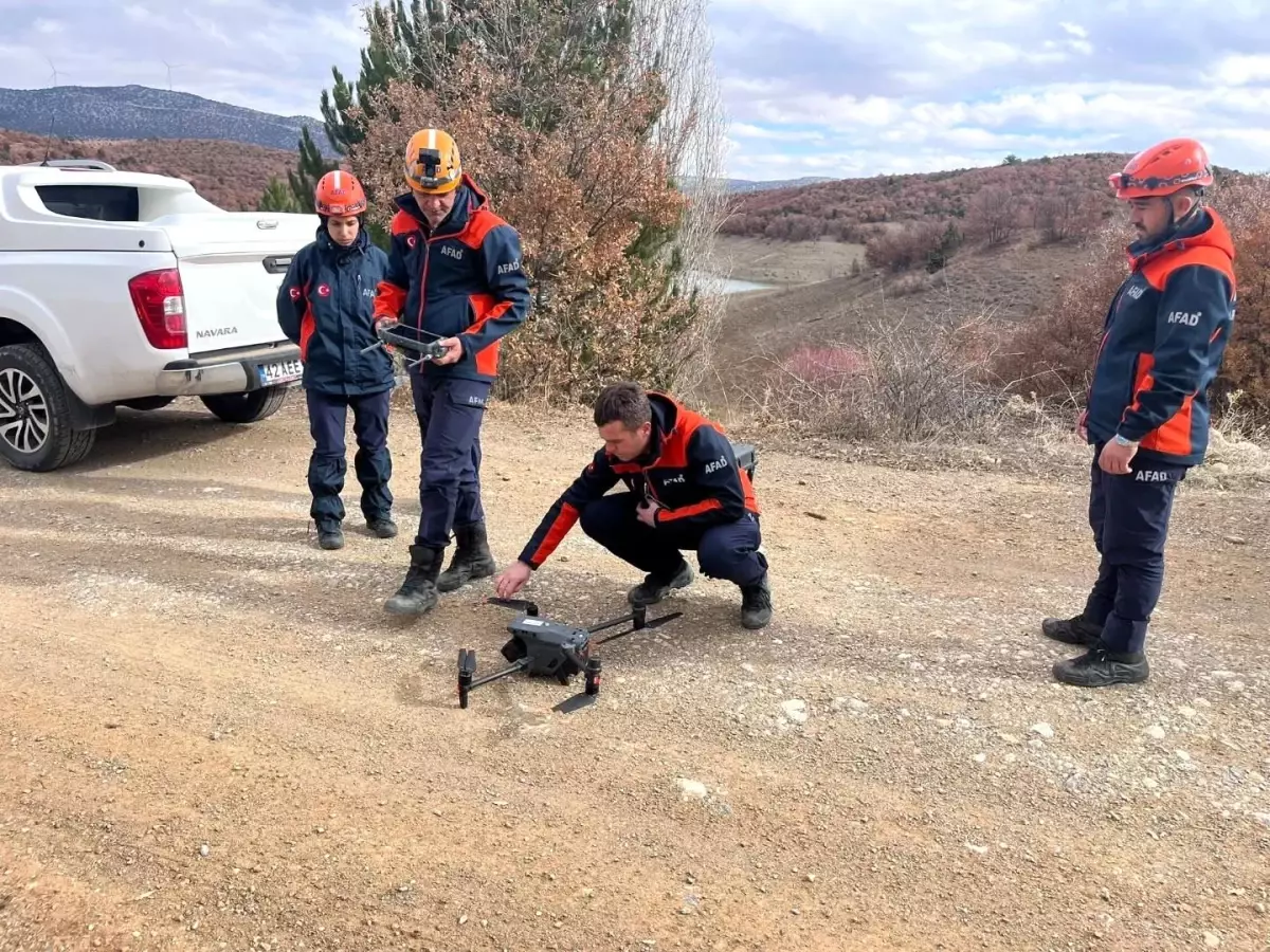 Beyşehir\'de 15 yaşındaki Berk\'ten 27 saattir haber alınamıyor