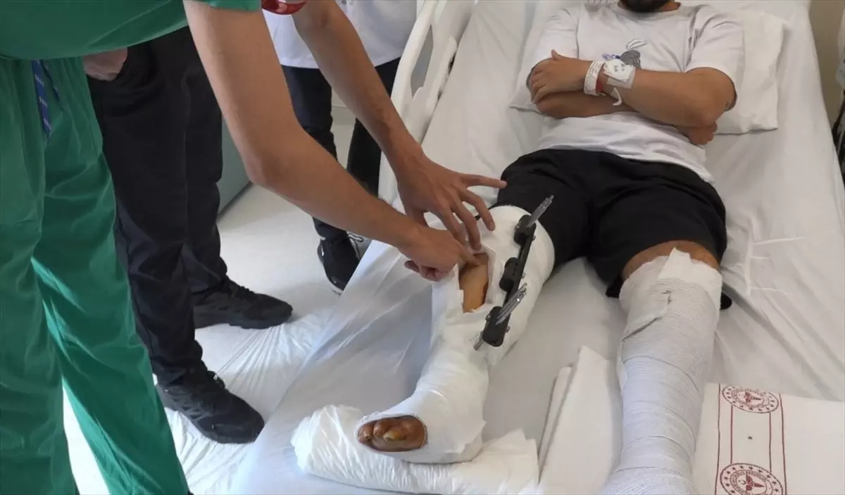 Kütahya\'da Zorlu Mikrocerrahi Operasyonu