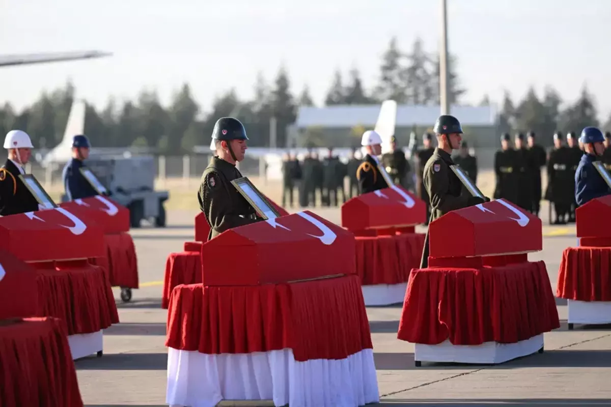 MSB: Şehit bilgilerini paylaşan emekli askerlerin orduevlerine girişleri yasaklandı